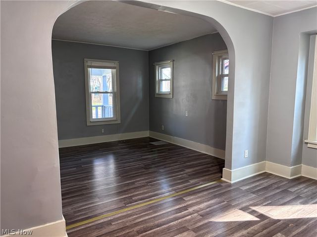 1236 Arnold Avenue, Akron, OH 44305