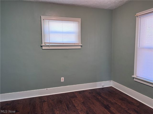 1236 Arnold Avenue, Akron, OH 44305