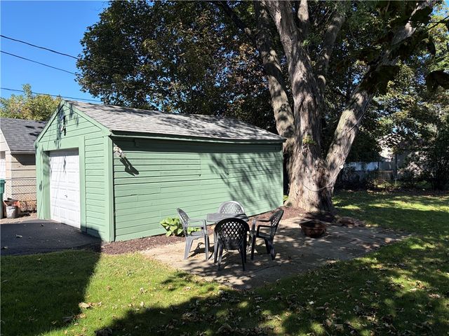 542 Empire Boulevard, Irondequoit, NY 14609