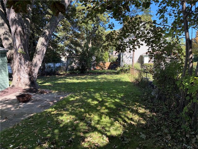 542 Empire Boulevard, Irondequoit, NY 14609