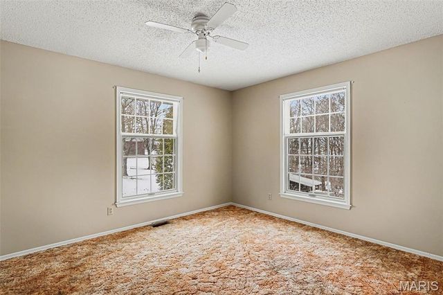 5520 Highway T, Augusta, MO 63332