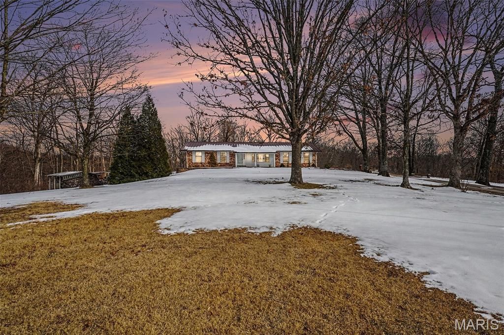 5520 Highway T, Augusta, MO 63332