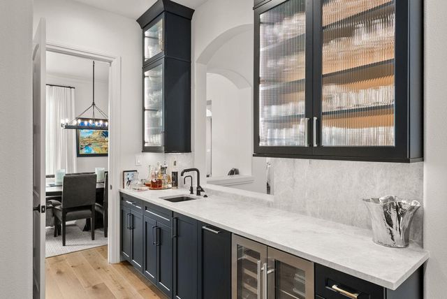 2300 Barton Creek BLVD 8, Austin, TX 78735