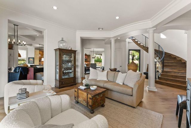 2300 Barton Creek BLVD 8, Austin, TX 78735