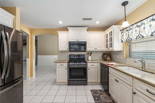 110 CHULA VISTA AVENUE, The Villages, FL 32159