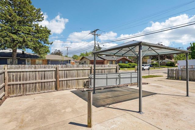 3940 Lasalle STREET, Racine, WI 53402