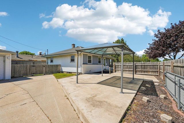 3940 Lasalle STREET, Racine, WI 53402