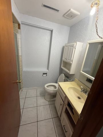 942 E 168th Street, South Holland, IL 60473