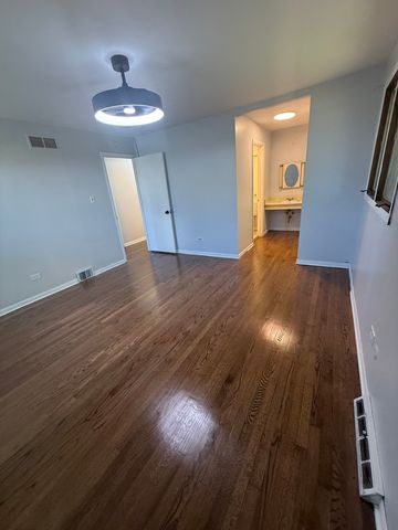 942 E 168th Street, South Holland, IL 60473