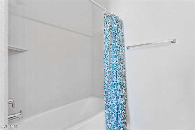 8805 Jeffreys Street 2002, Las Vegas, NV 89123