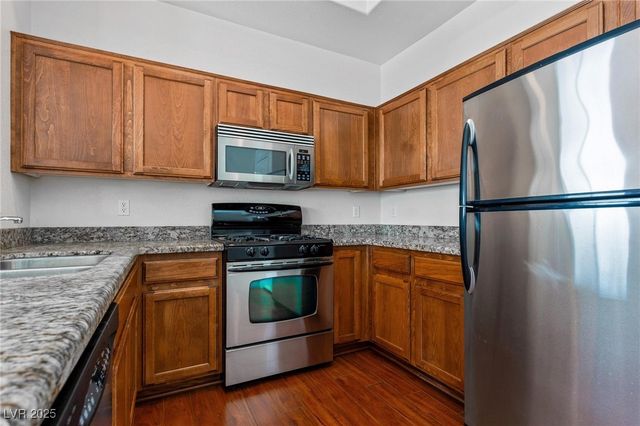 8805 Jeffreys Street 2002, Las Vegas, NV 89123