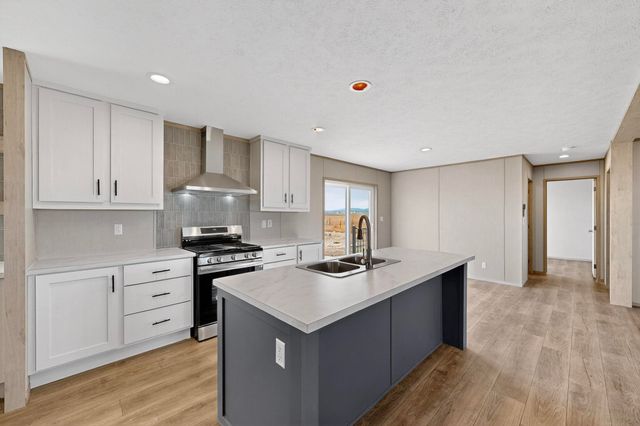 28 Scarlett O'Hara Street, Moriarty, NM 87035