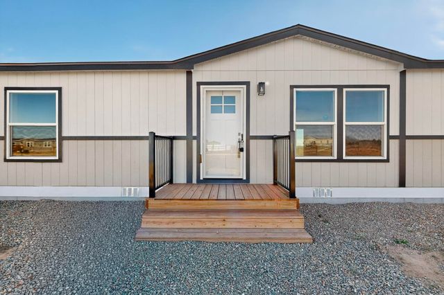 28 Scarlett O'Hara Street, Moriarty, NM 87035