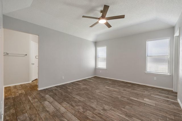 7501 Whistlestop DR, Austin, TX 78749