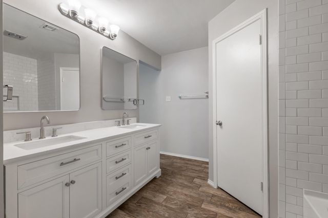 7501 Whistlestop DR, Austin, TX 78749