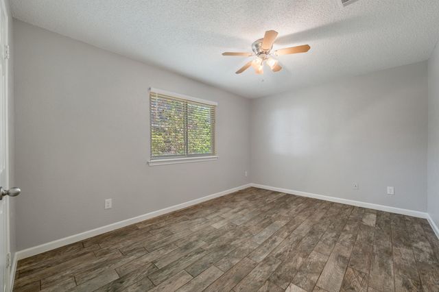 7501 Whistlestop DR, Austin, TX 78749
