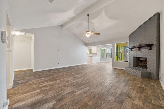 7501 Whistlestop DR, Austin, TX 78749