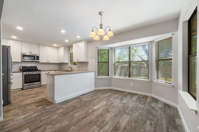 7501 Whistlestop DR, Austin, TX 78749