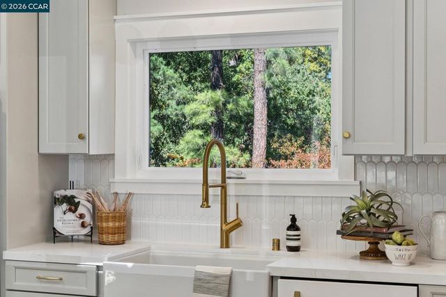 3208 Camino Colorados, Lafayette, CA 94549