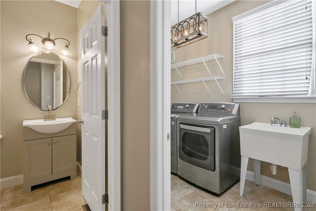 147 Lamplighter Way, Spring Lake, NC 28390