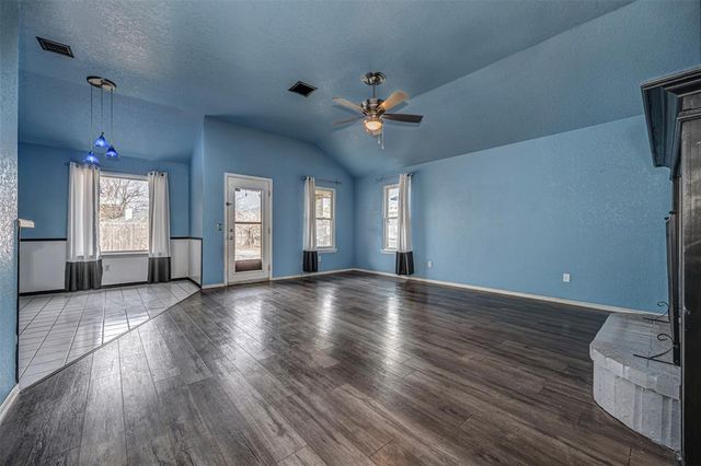 605 Verreaux Drive, Norman, OK 73072