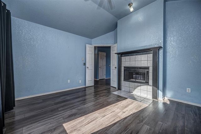 605 Verreaux Drive, Norman, OK 73072