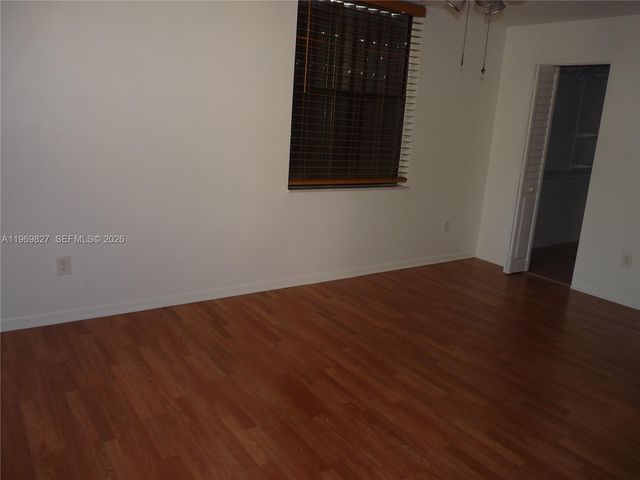 14301 N Kendall Dr 204B, Miami, FL 33186