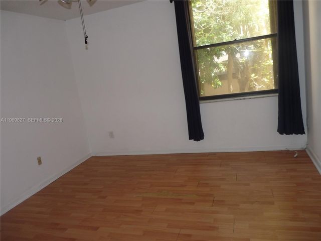 14301 N Kendall Dr 204B, Miami, FL 33186