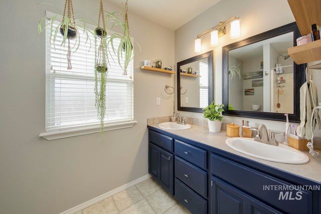 16715 Tullamore, Nampa, ID 83687