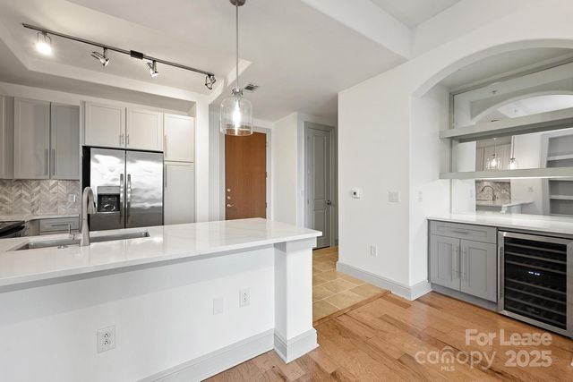 125 W Tremont Avenue A1B, Charlotte, NC 28203