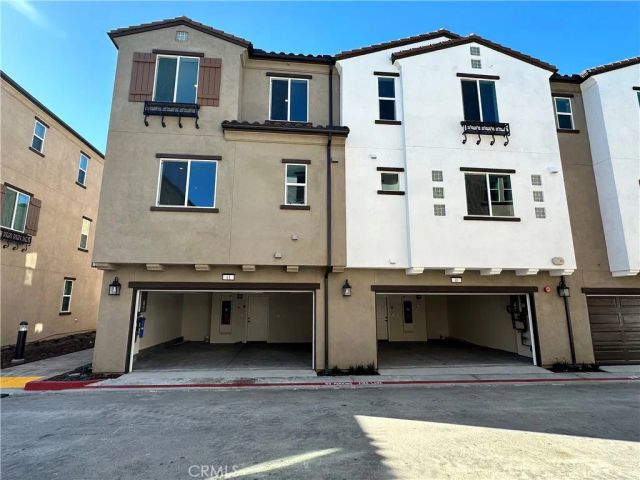 2317 W Broadway 41, Anaheim, CA 92804