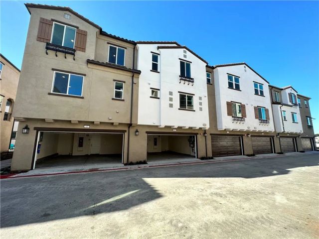 2317 W Broadway 41, Anaheim, CA 92804