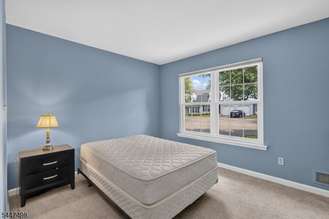 352 Cotswold Pl, Franklin Twp., NJ 08873