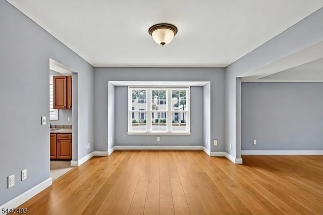 352 Cotswold Pl, Franklin Twp., NJ 08873
