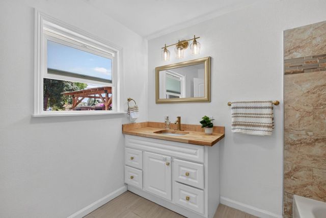 1456 B Street, Hayward, CA 94541