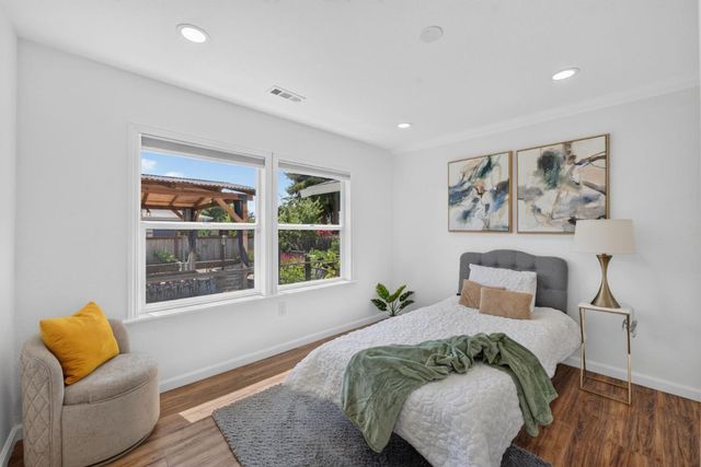 1456 B Street, Hayward, CA 94541