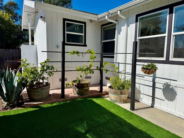 1456 B Street, Hayward, CA 94541