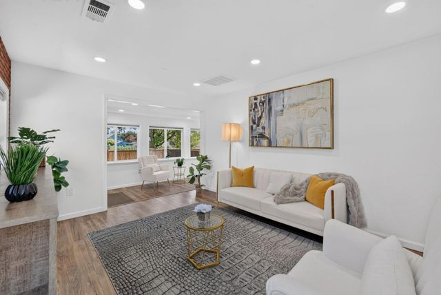 1456 B Street, Hayward, CA 94541