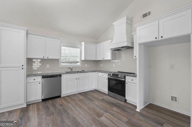 2270 Floyd Road, Gainesville, GA 30507