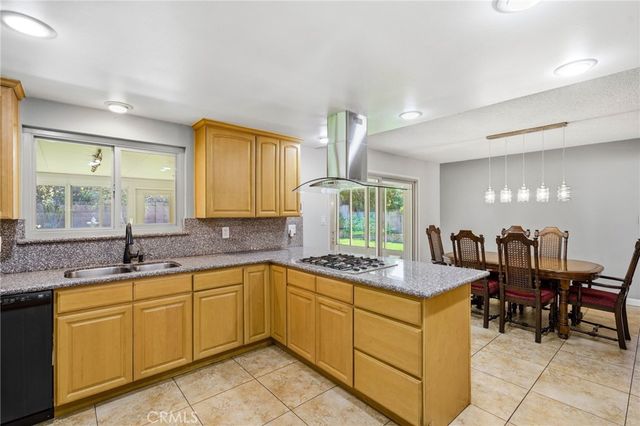 1841 N Lincoln, Orange, CA 92865