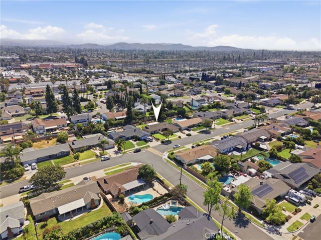 1841 N Lincoln, Orange, CA 92865