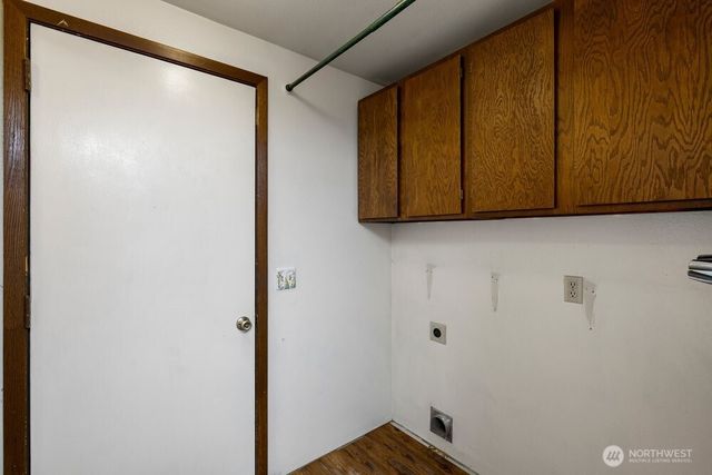 911 1ST NE, Ephrata, WA 98823