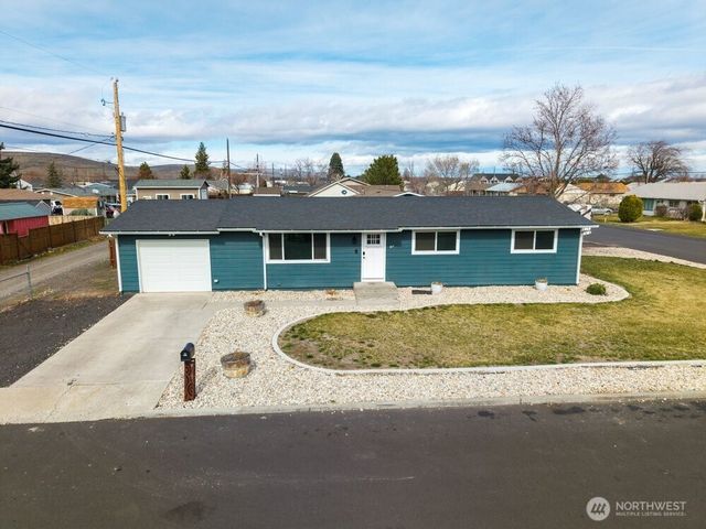911 1ST NE, Ephrata, WA 98823