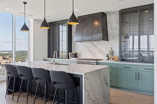 1111 W River Parkway 35C, Minneapolis, MN 55415