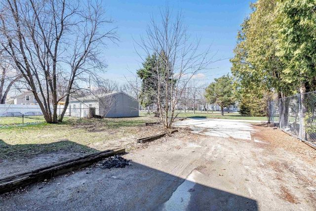 712 S MAPLE AVENUE, Green Bay, WI 54304