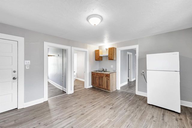 712 S MAPLE AVENUE, Green Bay, WI 54304