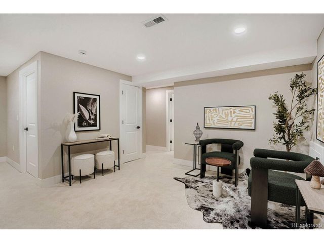 6605 E Louisiana Ave, Denver, CO 80224