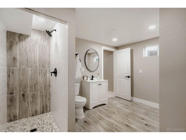 6605 E Louisiana Ave, Denver, CO 80224