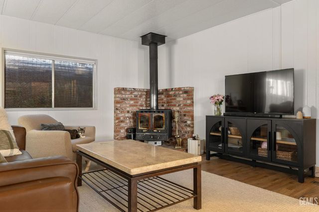 8536 Kern Canyon Road 195, Bakersfield, CA 93306