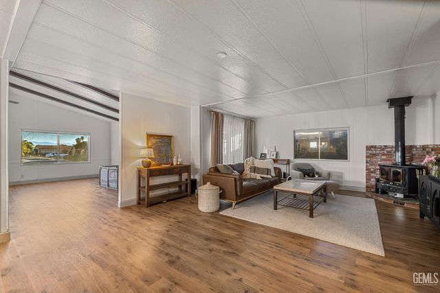 8536 Kern Canyon Road 195, Bakersfield, CA 93306